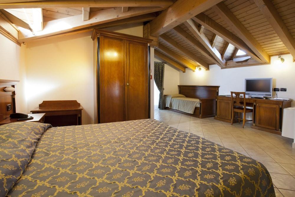 Hotel Ungheria Varese 1946 Екстер'єр фото
