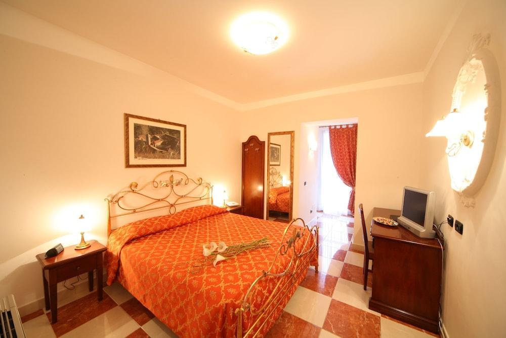 Hotel Ungheria Varese 1946 Екстер'єр фото